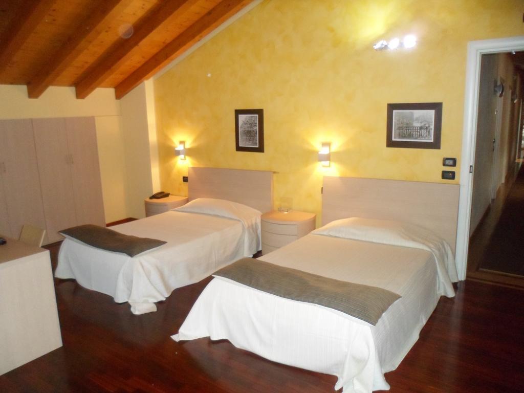 Hotel Fontana Santa Grumello del Monte Zewnętrze zdjęcie