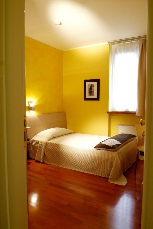 Hotel Fontana Santa Grumello del Monte Pokój zdjęcie