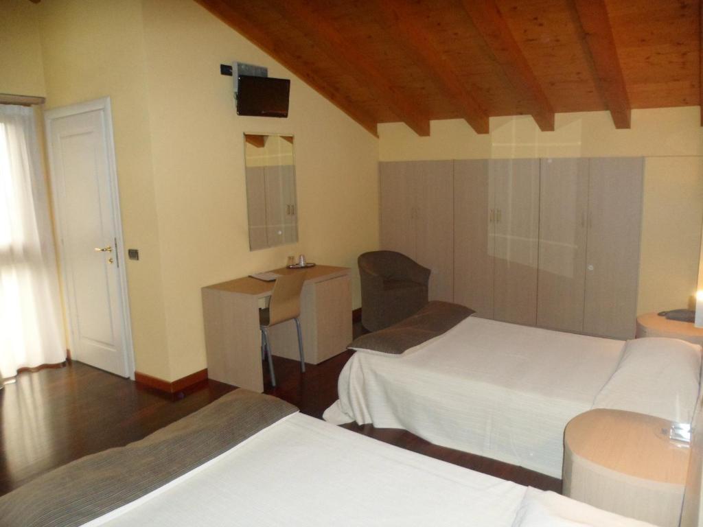 Hotel Fontana Santa Grumello del Monte Pokój zdjęcie